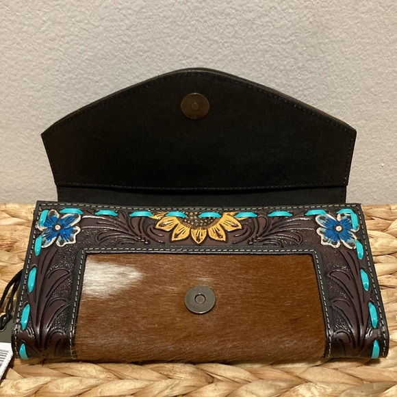 Leather, Hair-on Hide, Flower, Myra Bag Wallet/Clutch - Picture 3 of 4